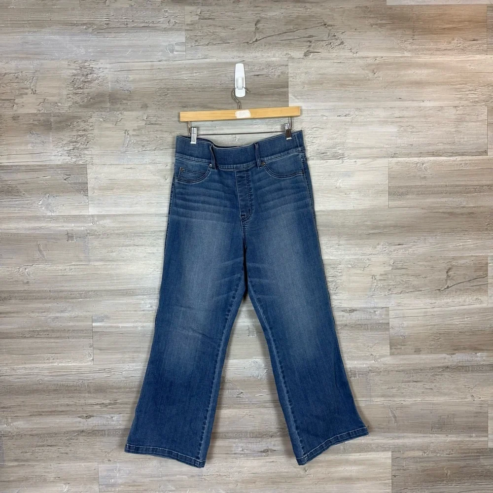 Spanx EveryWear Flare Jeans Pull-On High Rise Medium Wash 1X / 1XT